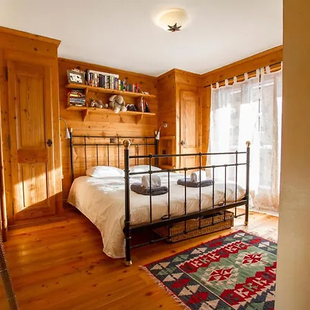 شقة Spacious 2 Bedroom Close To The Sports Centre
